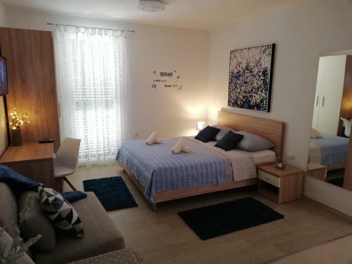 Kalelarga Apartments 4 You Zadar Bagian luar foto